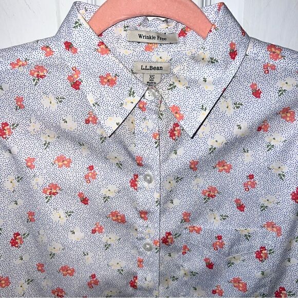 LL Bean Blue pink and white floral 100% cotton wrinkle free button up- NWOT- XS - Picture 2 of 12